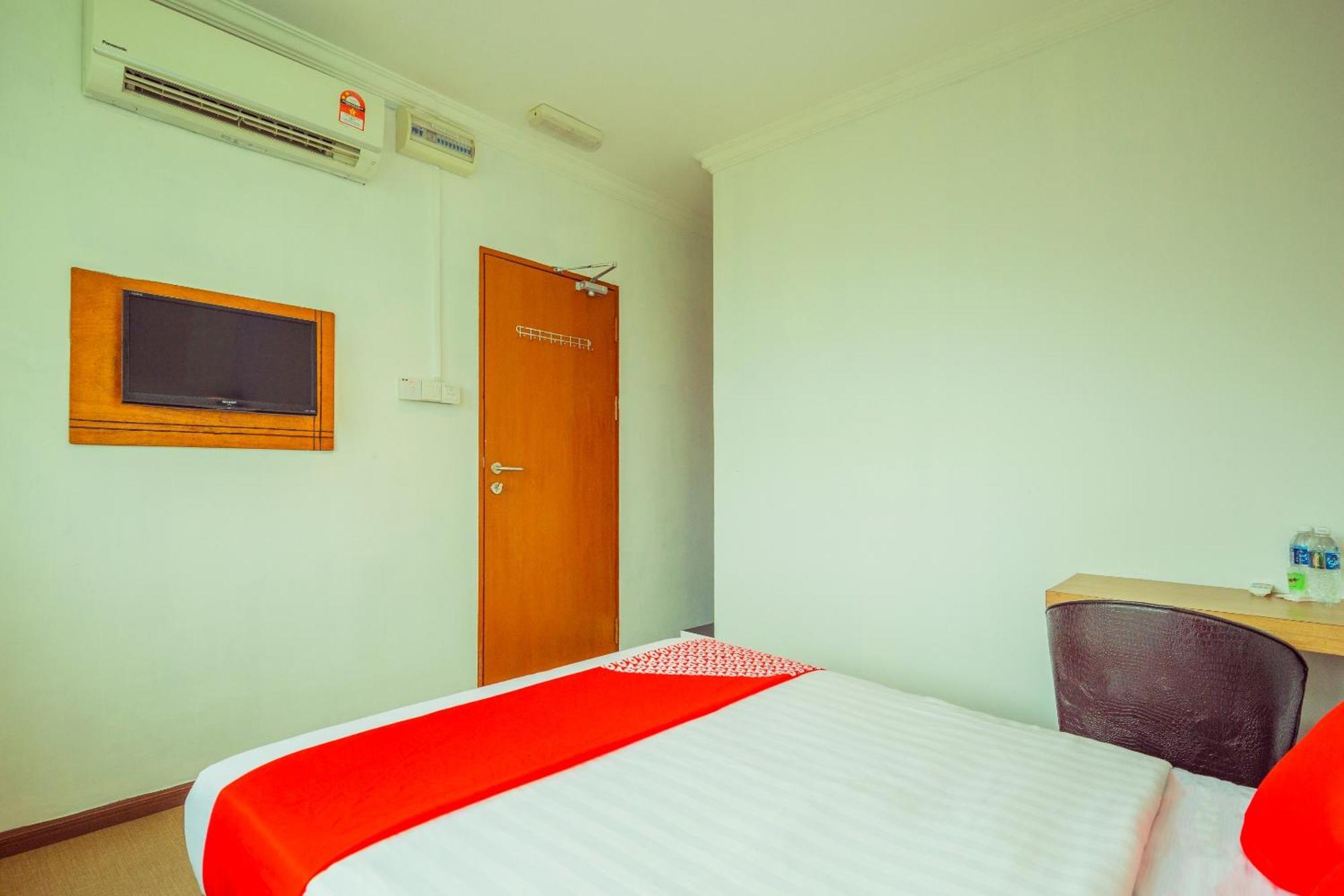 Super Oyo 218 Storytel Hotel Kota Kinabalu Exterior photo